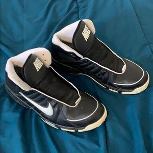 Nike Air Team Trust III